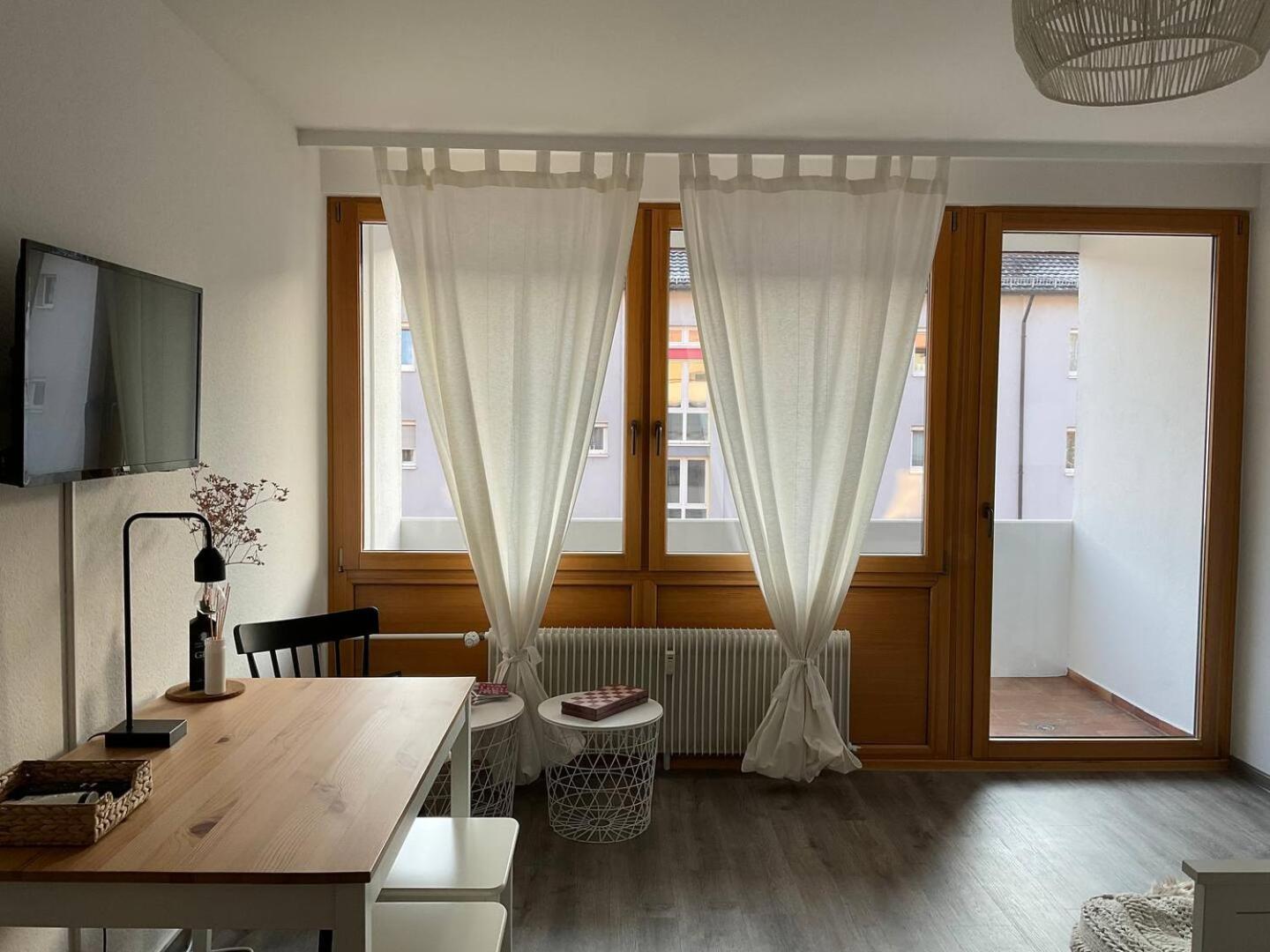 Loft Mit Parkplatz Und Balkon Apartment *